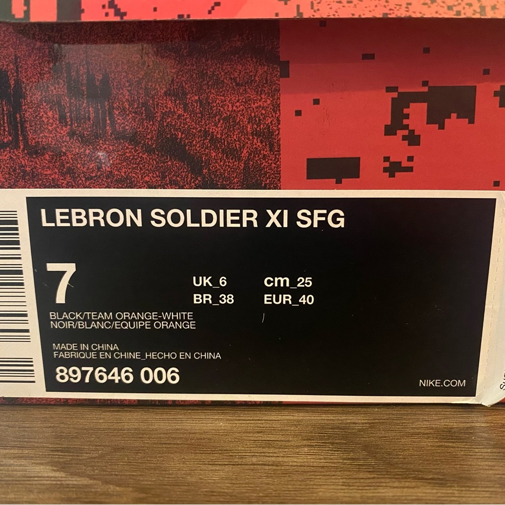 Nike Lebron Soldier XI SFG Basketball Sneakers - size 7 - Picture 5 of 7